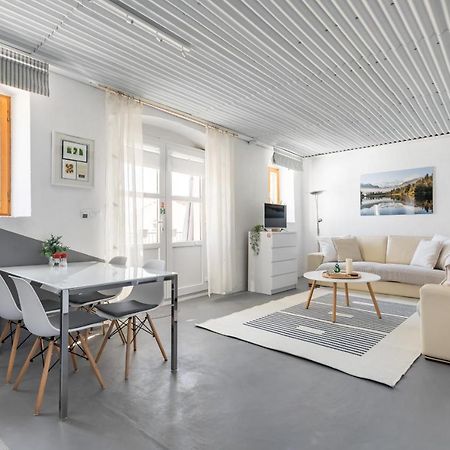 Waterview Apartments - Koru Apartment And Pool Mimice Esterno foto